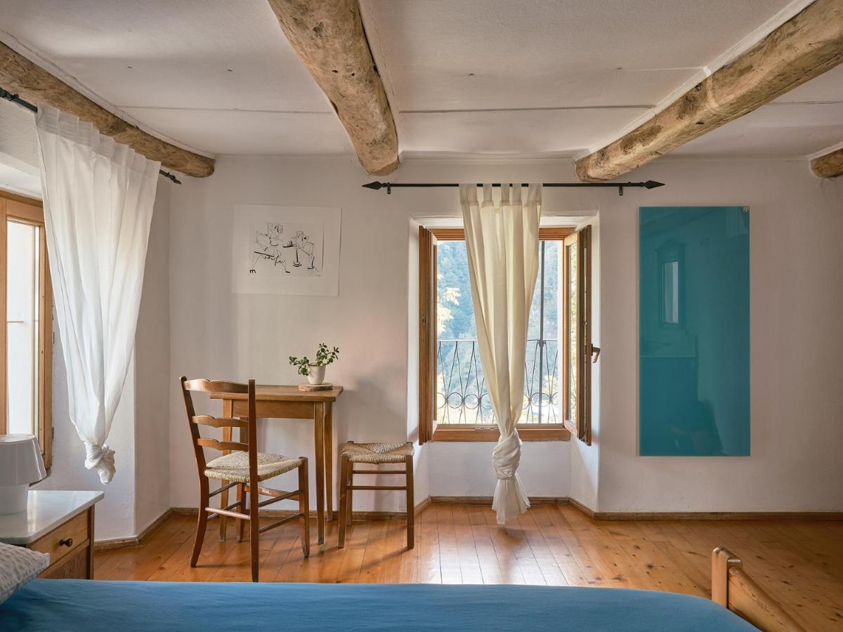 Osteria Gruetli Con Alloggio Borgnone Eksteriør billede