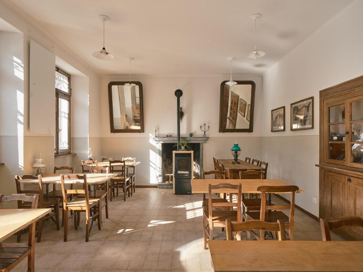 Osteria Gruetli Con Alloggio Borgnone Eksteriør billede